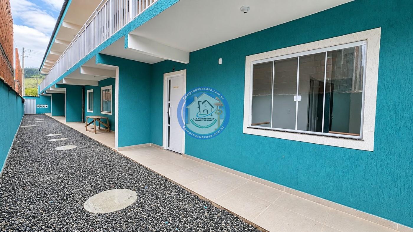 Casa à venda com 2 quartos, 1 banheiro, 1 vaga e 55m² no Alvorá, Nova Iguaçu — foto principal